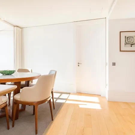Spacious In Alfama With A Great View * Lisboa