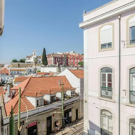 Spacious In Alfama With A Great View Apartament *